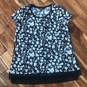 Simply Vera Wang Top EUC